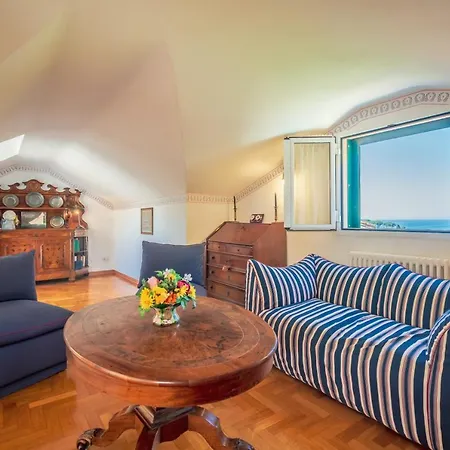 Apartment Casa Celeste Camogli